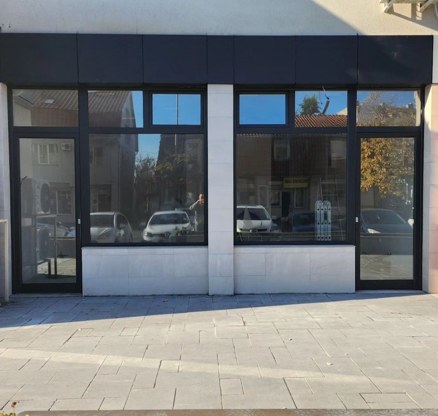 Presvlačenje stolarije folijom — realizovan rad Ultimate Design, fotografija 8
